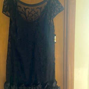 Guess Floral-Lace Ruffled Hem Sheath